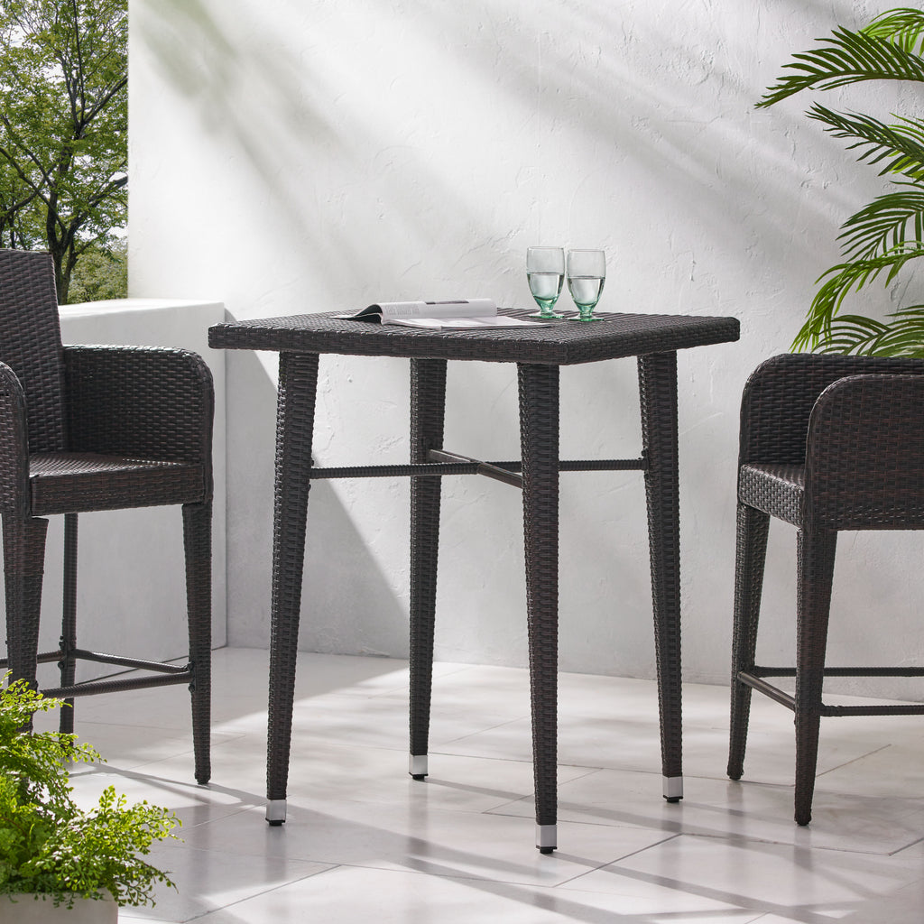 32" SQUARE WICKER BAR TABLE